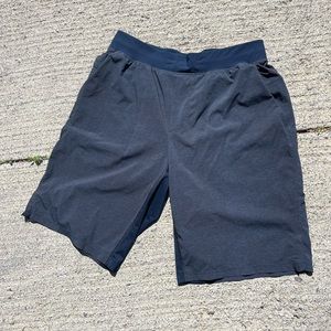 Mens Lululemon T.H.E. Linerless Shorts 11 inch